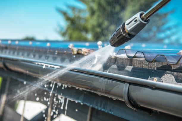 Best Sidewalk Pressure Washing  in Wickliffe, OH